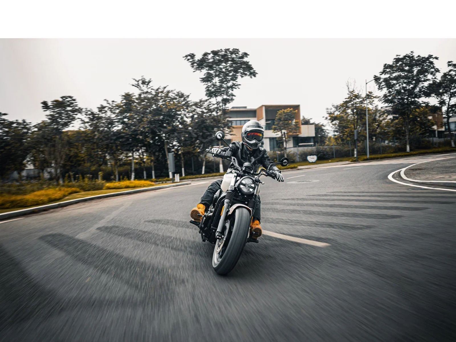 Круизер BENDA Darkflag 950 (BLACK) 2026